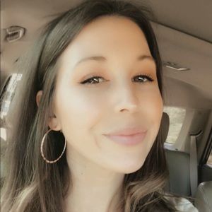 Meet your Posher, Kristen